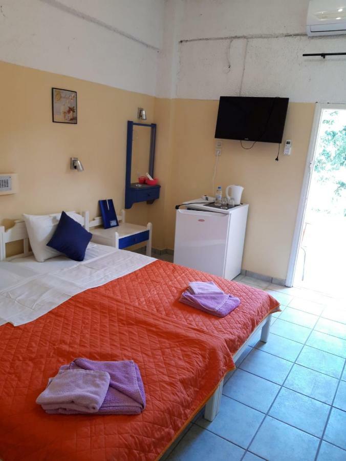 Hotel Neos Matala Exteriér fotografie